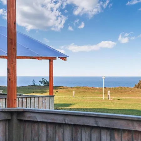 Stunning In With Kitchen Holiday home *